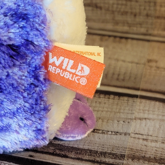 Wild Republic Stuffed Purple Owl - Picture 4 of 7